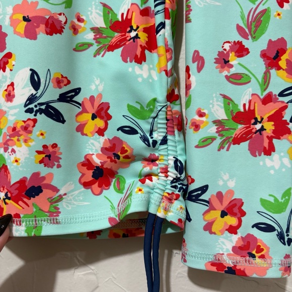 Ruffle Butts aqua floral print long sleeve rash guard top (size 7 youth) - Picture 3 of 4